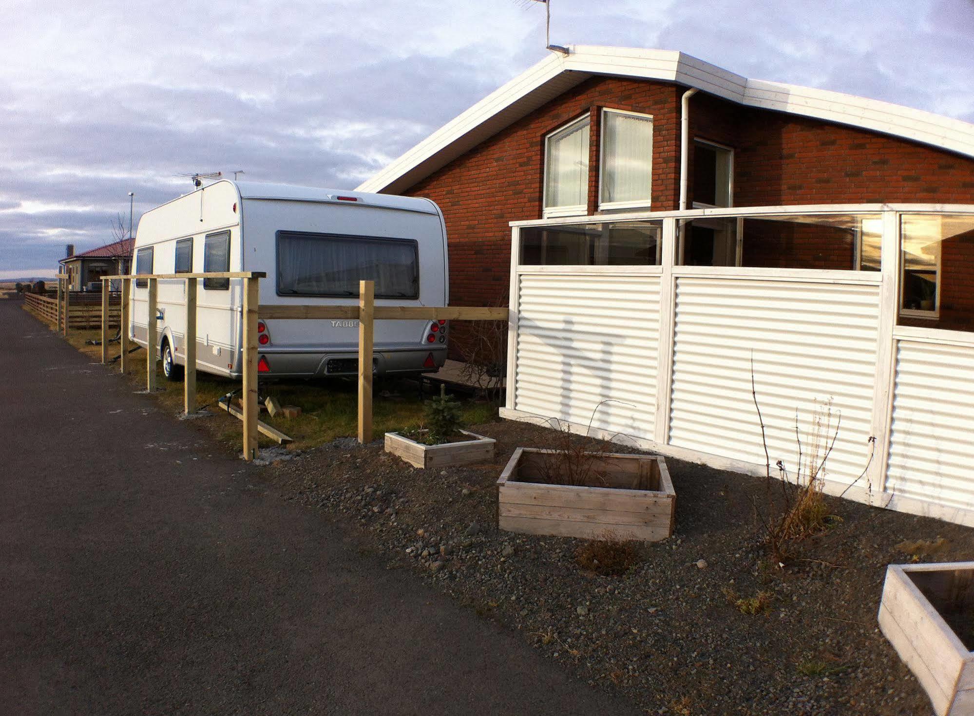 Guesthouse Bjarney Selfoss Exterior foto